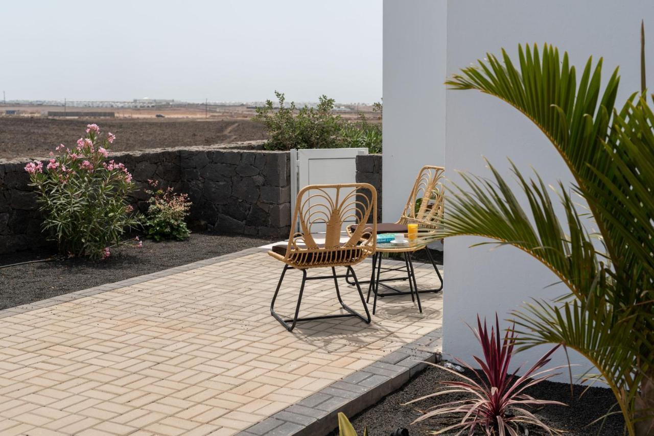 Sunrise By Buenavilla Playa Blanca  Exterior photo